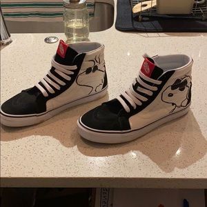 Snoopy Vans